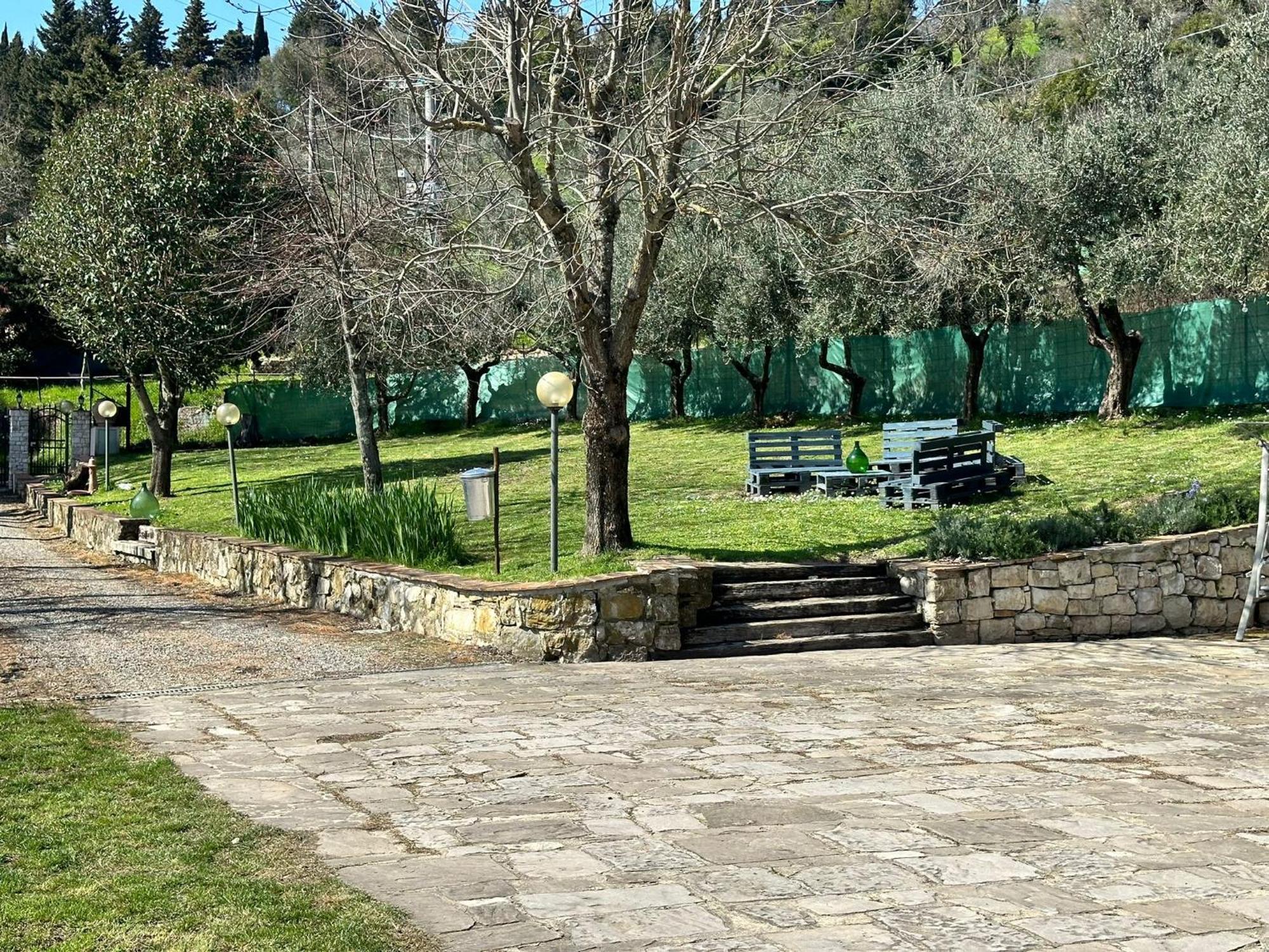 Agriturismo Tassinaia Понтассьеве Экстерьер фото